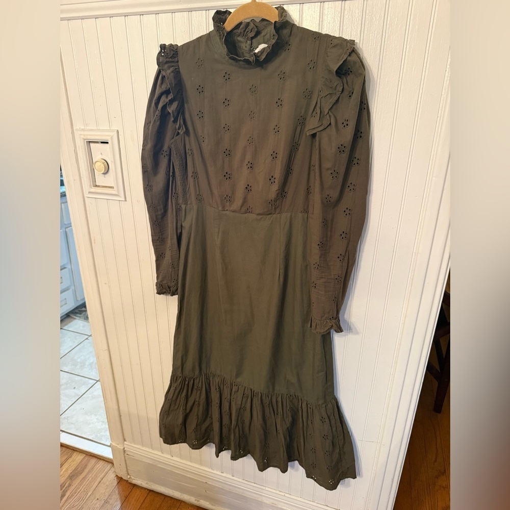 Hyacinth House Regina Ruffle Eyelet Cotton Midi Dress Small Olive Green